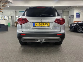 Suzuki Vitara 1.4 Boosterjet Style Smart Hybrid/ Nederlandse auto/ Afneembare trekhaak/ Pano/ Parkeersensoren/ Achteruitrijcamera / 5