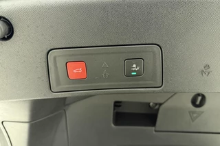 Peugeot 508 1.6 HYbrid 180 e-EAT8 Allure Avantage | NIEUW | Nieuwprijs: € 53.037 | tot 68km elektrisch WLTP | AGR Comfortstoelen | Stoelverwarming | Elektr. achterklep | Achteruitrijcamera | Adaptieve Cruise Control / 14