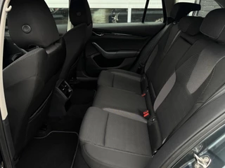 Skoda Octavia Combi 1.0 e-TSI Business Edition / ACC / 18'inch / 12