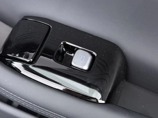 Omoda 9 SHS 1.5T-GDi SHS-P Premium 5p  - FULL OPTIONS - Stoelmassage - Head-up Display - Stoelverkoeling/verwarming - AppleCarplay - Android Auto - - 7 Jaar of 150.000 Fabrieksgarantie / 43