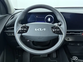 Kia Niro 1.6 GDi Hybrid DynamicLine Automaat  - Adaptive Cruise Control- Navigatie - DAB- Apple Carplay/Android Auto Fabrieksgarantie 26-01-2032 of 150.000 km / 38