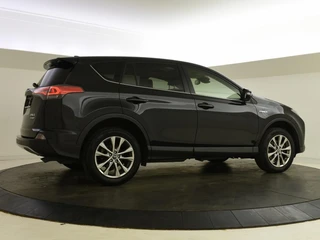 Toyota RAV4 2.5 Hybrid AWD Executive Edition / 2