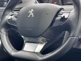 Peugeot 308 SW 1.2 PureTech Blue Lease Executive | Trekhaak | Panoramadak | Distributieriem vervangen | NL-auto / 13