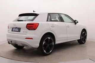 Audi Q2 35 TFSI Pro Line Plus | Automaat | Adaptive Cruise | Stoelverwarming | CarPlay | Camera | Trekhaak / 2