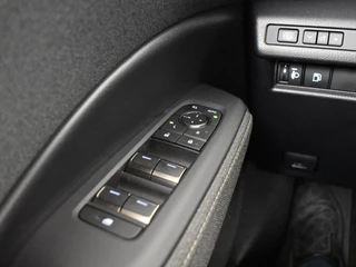 Lexus LBX 2WD Comfort Plus Keyless | Parkeersensoren | Blindspot / 20