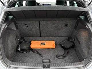 Seat Arona 1.5 TSI EVO FR Business Intense Plus | Camera | Adaptive Cruise | Beats Audio | Virtual Cockpit | Navi / 28