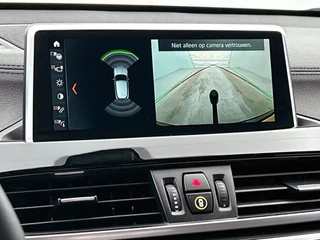 BMW X2 SDrive20i M Sport | Automaat | Cruise control | Stoelverwarming | Camera | HUD | Trekhaak / 24