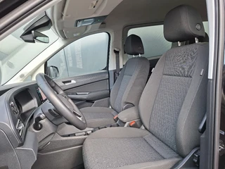 Volkswagen Caddy Maxi 1.5 TSI 115pk DSG AUT. * 7 Persoons * 13.000KM! * Navigatiesysteem * Stoelverwarming * ParkeerCamera * / 2