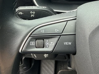 Audi Q3 35 TFSI Advanced edition  | Automaat | LED | Sportstoelen | DAB | Navi | Bluetooth | Stoelverwarming | Virtual Cockpit / 19