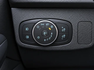 Ford Focus Wagon 125PK Active | Automaat | Winterpack | 17" Velgen | Apple Carplay/Android Auto | BTW auto / 15