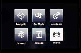 Peugeot 2008 1.2 PureTech Allure  | Trekhaak | Cruise | Navi | Climate | / 27