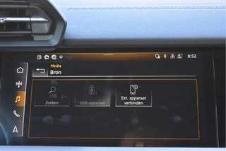 Audi A3 Sportback 35 TFSI edition one 3x S-Line 150pk  | Stoelverwarming | Camera | Virtual Cockpit | DAB | Carplay/Android | Full LED / 50