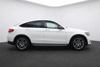 Mercedes-Benz GLC Coupé 250 4MATIC Premium AMG Line l 360° Camera l Blindspot l Keyless / 7