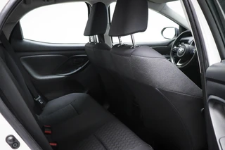 Toyota Yaris 1.5 Hybrid Dynamic | STOELVERWARMING  LED | CIMA | DAB  | APPLE | CAMERA / 11