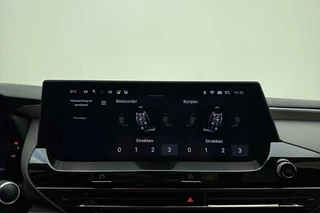 Citroen C5 X 1.6 Plug-in Hybrid 225 Shine Automaat | Navigatie | Stoel & Stuurverwarming | Keyless | Lederen bekleding | Massage stoelen | Extra getint glas | Camera / 24