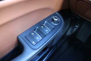 Alfa Romeo Giulia 2.0T SUPER AUT ORIG.NL/A.CarPlay/Ad.Cruise/Stuur&Stoelverw./18inch 114dkm! / 58