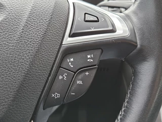Ford Mondeo Wagon 1.5 Titanium NAVI TEL CC PDC SYNC KEYLESS / 23