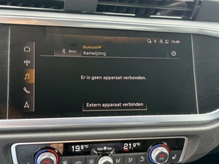 Audi Q3 35 TFSI Advanced edition  | Automaat | LED | Sportstoelen | DAB | Navi | Bluetooth | Stoelverwarming | Virtual Cockpit / 32