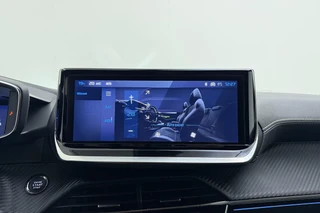 Peugeot 208 1.2 Hybrid 145 e-DCS6 GT | Stoelverwarming | Cruise control | Apple carplay/Android auto | Elek. verstelbare stoelen | Achteruitrijcamera | Kunstlederen/Alcantara bekleding | Massagefunctie | Stuurbediening / 27
