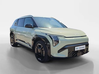 Kia EV3 GT-Line Business Edition 81.4 kWh | Navigatie | Stoel + Stuur verwarming | Navigatie | Climate control | Parkeer camera achter / 7