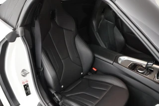 BMW Z4 Roadster sDrive20i 197pk High Executive Stoelverwarming Leder LED Navigatie / 2