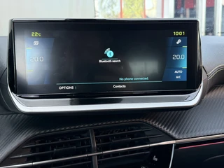 Peugeot e-2008 BWJ 2023 EV GT 136 PK 50 kWh  PANO DAK | KEYLESS | STOELVERW. | HALF LEDER | CAMERA | NAVI | CLIMA | CRUISE | LMV | PDC / 22
