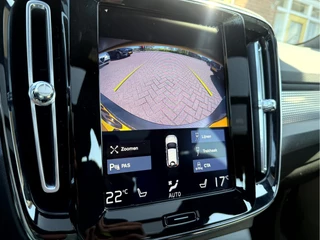 Volvo XC40 2.0 B4 200pk R-Design  Panoramadak, Trekhaak, Camera / 9