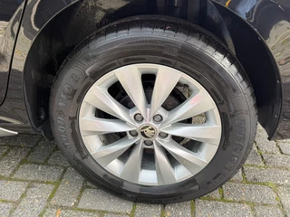 Škoda Kamiq 1.0 TSI Business Edition  Airco-Ecc/Alu wielen/Mistl./Navigatie / 52