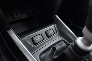 Suzuki Vitara 1.4 Boosterjet Style Smart Hybrid | Parkeersensoren | Navigatie | Cruise control | Climate control | Achteruitrijcamera / 25
