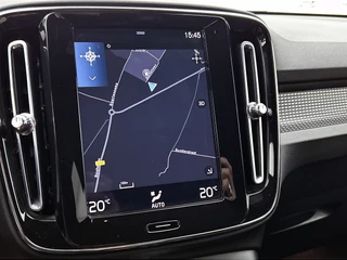 Volvo XC40 1.5 T5 Recharge R-Design | Camera | Navigatie | CarPlay | Adaptive Cruise | / 17