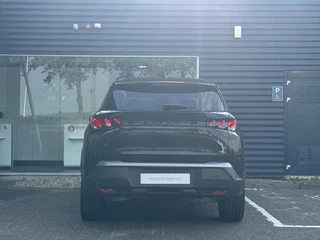 Peugeot 5008 1.6 Plug-in Hybrid 225 PK GT 7 Persoons | Apple Carplay/Android Auto | Climate Control | lichtmetalen velgen 20 Inch | Panorama Dak | Verwarmde Voorstoelen / 7
