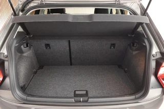 Volkswagen Polo 1.0 TSI 95pk R-Line Highline Virtual Cockpit Navigatie Adaptive Cruise Clima / 41