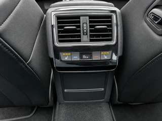 Škoda Superb Combi 1.4 TSI iV 218 pk Business Edition Plus AUT  | 1e eigenaar | navigatie | panoramadak | trekhaak | leder interieur / 24