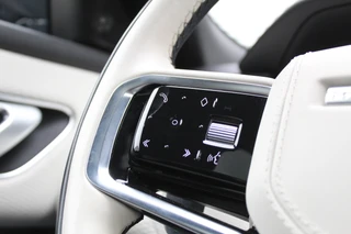 Land Rover Range Rover Velar 2.0 P400e R-Dynamic  | SVO Uniek! | Panoramadak | Head-Up | Black Pack | Meridian / 9