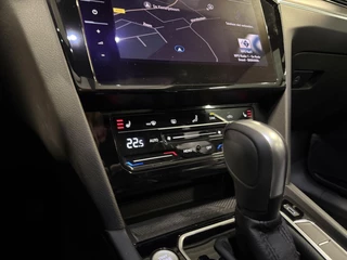 Volkswagen Passat 1.5 TSI R-Line Business + Pano Virtual H&K / 22
