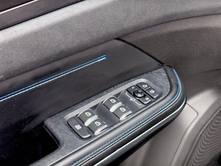 Lynk en Co 01 1.5 MY22 - Rijklaar met allseasons, direct mee! / 35