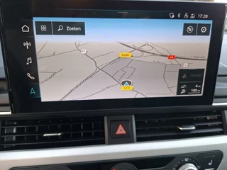 Audi A4 Avant 35 TFSI * AUTOMAAT * Black Pakket * Navigatiesysteem * Stoelverwarming * 56.000KM! * ZEER Netjes! * / 11