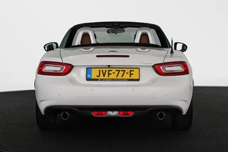 Fiat 124 Spider 1.4 MultiAir Turbo Lusso BOSE Keyless Stoelverwarming Achteruitrijcamera / 15