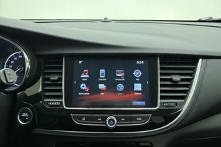 Opel Mokka X 1.4 Turbo 140pk Innovation | Navigatie | Achteruitrijcamera | Parkeersensoren | Keyless | Climate control | Cruise control | Extra getint glas | Lichtmetalen velgen / 22
