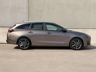 Hyundai i30 Wagon 1.0 T-GDi MHEV Comfort Smart Virtual Camera CarPlay Keyless / 8