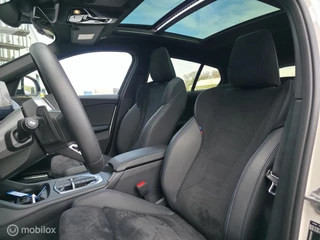 BMW 1 Series 123 xDrive Pano / 360' camera / Navi / 9