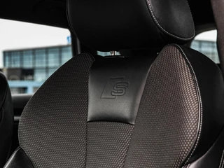 Audi A3 Sportback 30 TFSI Sport S Line Edition | Automaat | 3x S-Line | LED | Navigatie | Cruise Control | 18" / 13