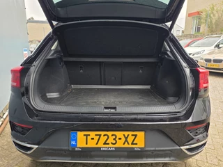 Volkswagen T-Roc NAVI TEL DAB LM PDC CAMERA 1.0 TSI / 9