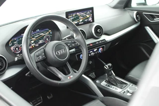 Audi Q2 35 TFSI 150pk S Edition Panoramadak Keyless Virtual Cockpit LED Koplampen S-Line / 4