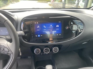 Toyota Aygo X 1.0 VVT-i MT 72pk S-CVT / 24
