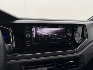 Volkswagen POLO 1.0 TSI R-Line | Automaat | Adaptive cruise | Stoelverwarming | CarPlay | Parkeersensoren voor & achter / 21