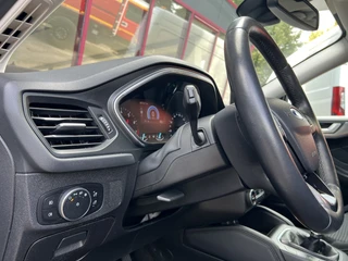 Ford Focus 1.0 EcoBoost Titanium Business  | Keyless | Cruise | Trekhaak | Camera | Stoel/Stuurverw. | B&O | / 13