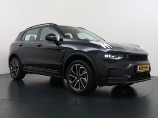 Lynk & Co 01 1.5 Core NIEUW MODEL! | FABRIEKSGARANTIE T/M 2030! | CAMERA| STOELVERWARMING| APPLE CARPLAY| ADAPTIVE CRUISE CONTROL| / 4