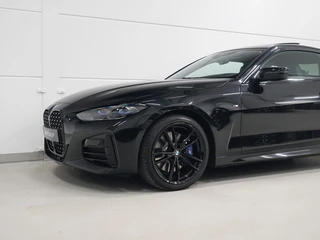 BMW 4 Serie Coupé M440i Schuifdak | Harman Kardon | M Stoelen / 33