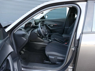 Peugeot 2008 1.2 PureTech Active Pack | 100PK | Trekhaak | Cruise Control | Parkeersensoren Achter | Airco | Navigatie | Climate Control | / 8